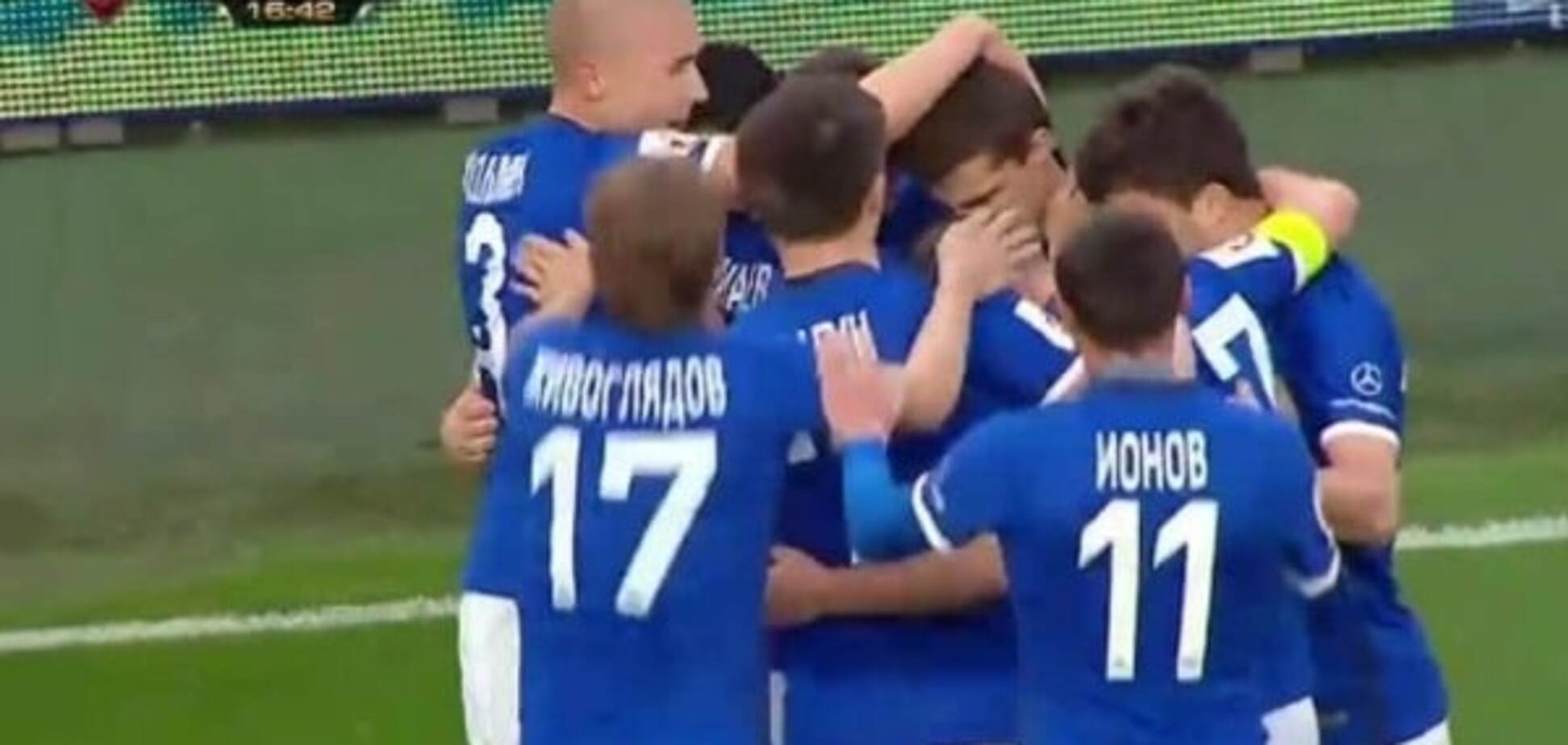 Экс-футболист 'Днепра' первый гол за российский клуб забил в свои ворота: видеофакт