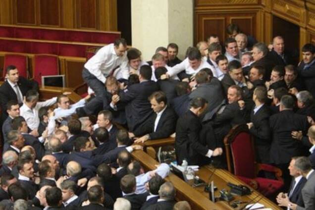 Чернобыль и драки в Раде: Moby показал Украину в проморолике к новому альбому