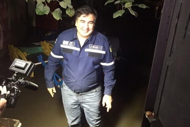 Саакашвили в резиновых сапогах