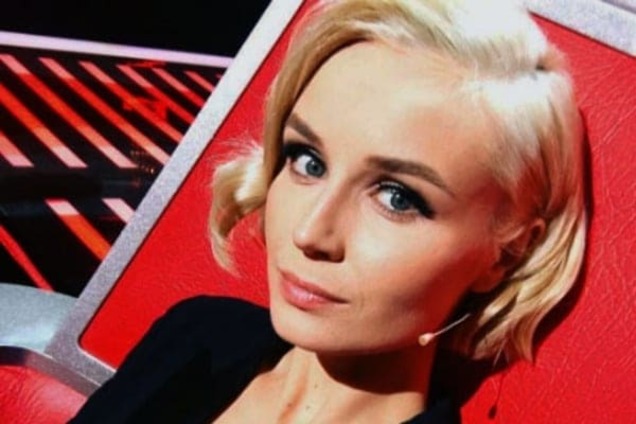 Полина Гагарина в маске пожаловалась на вирус: фотофакт