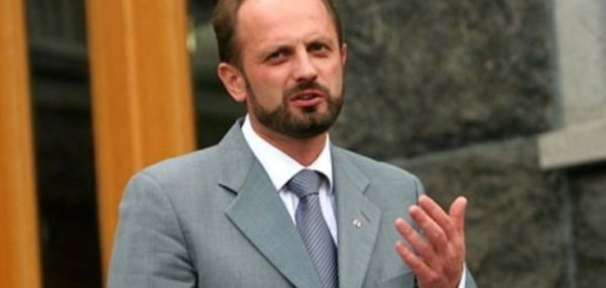 'Сдержанный оптимизм': Безсмертный прокомментировал отвод войск на Донбассе