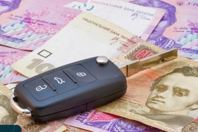 Uber меняет правила: в Киеве за такси можно будет платить наличными