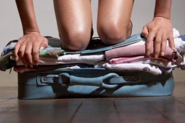 Масова еміграція: скільки українців починають збирати валізи