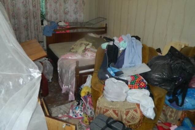 Нападение на квартиру в Киеве: бандиты связали мужчину и искали ценности