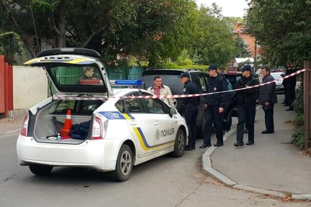 В Киеве водитель напал на копов и пытался отобрать оружие: опубликованы фото