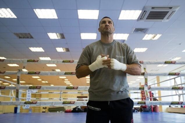 Кличко предложили новый бой вместо отмененного реванша с Фьюри