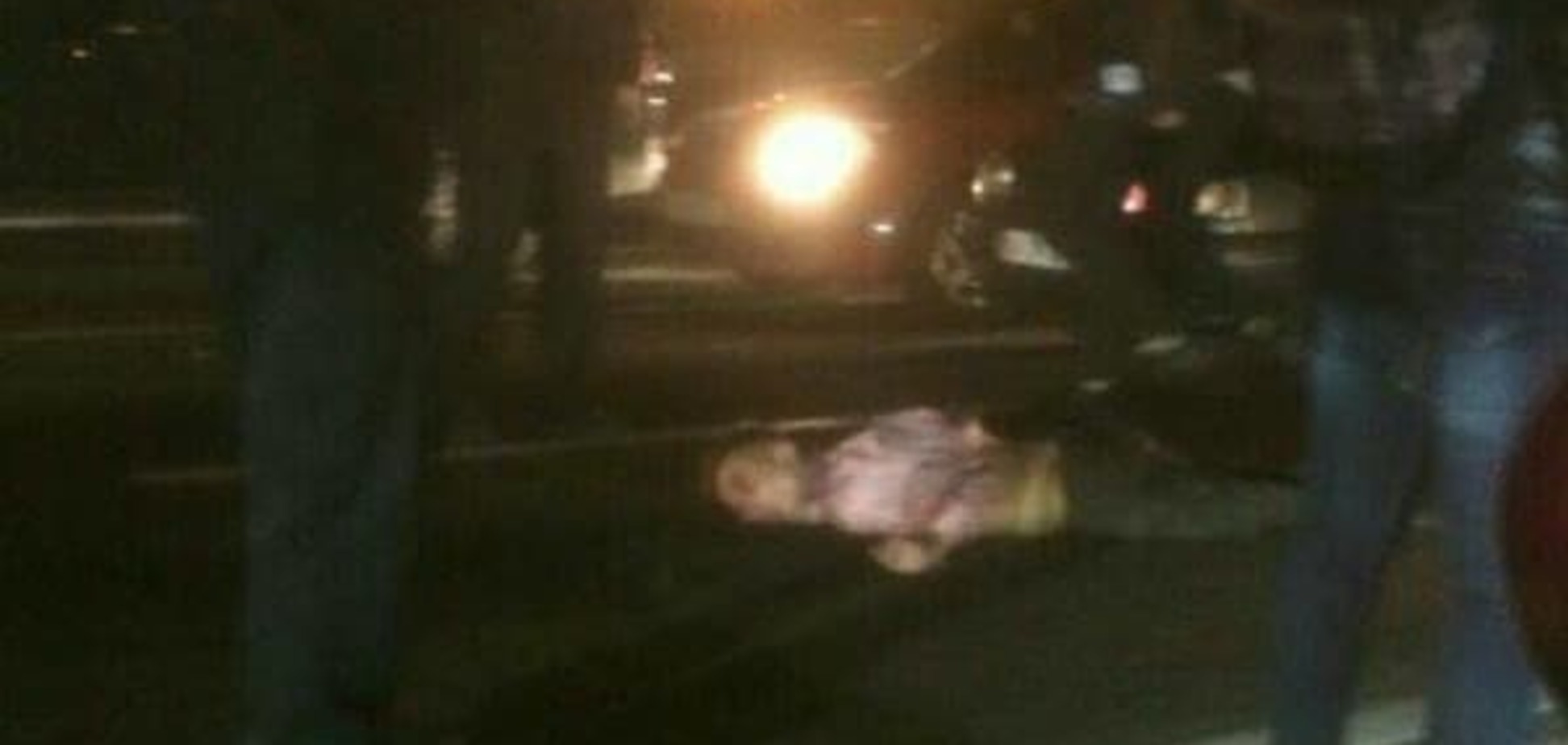 У Києві на Майдані Opel збив пішохода