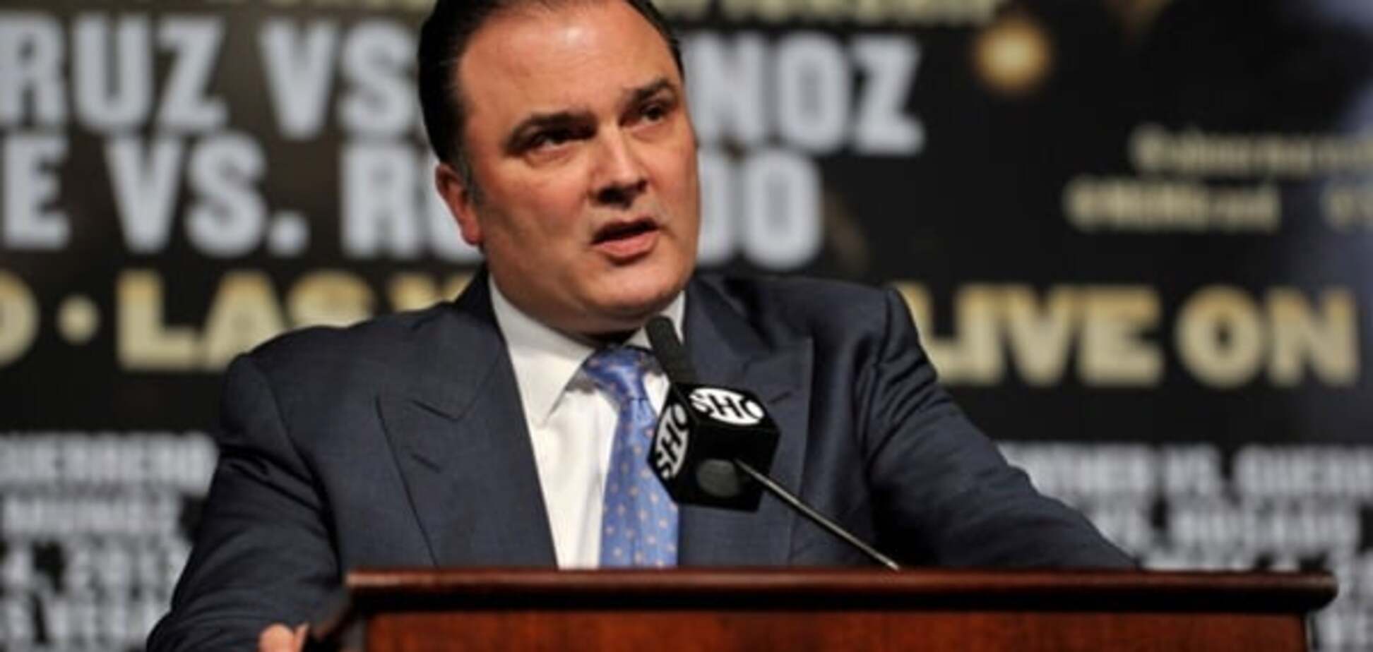 'Немедленно начнет лечение': промоутер Фьюри извинился за срыв реванша с Кличко