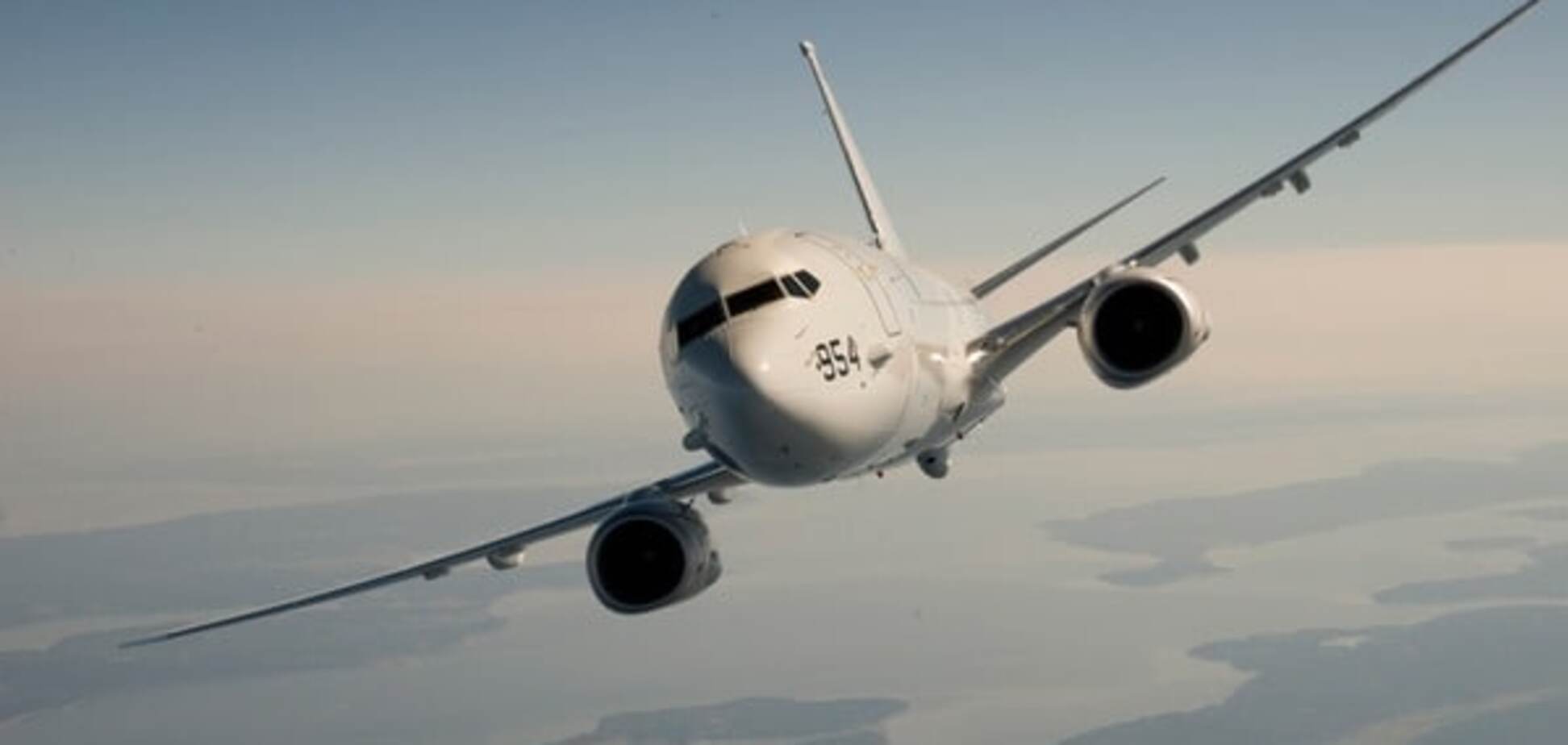 Протичовновий літак США впритул наблизився до Криму