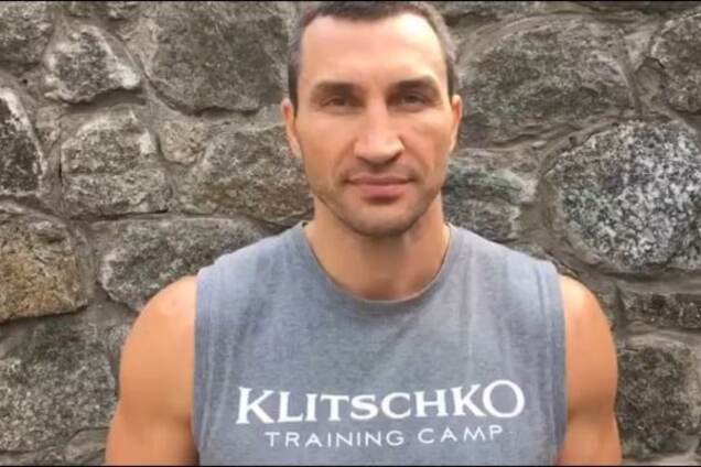 'Буду рухатися далі'. Володимир Кличко записав відеозвернення до фанатів