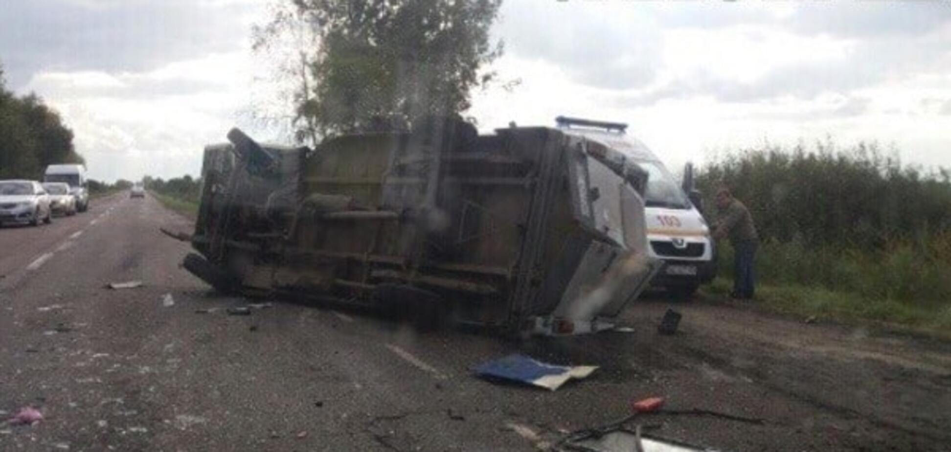 В ДТП погиб водитель микроавтобуса