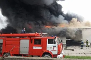 Гасіння пожежі в Броварах