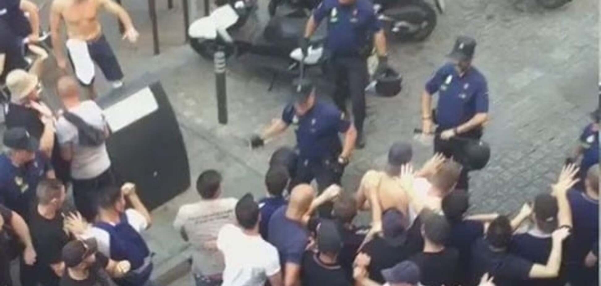 Фанаты Лиона драка