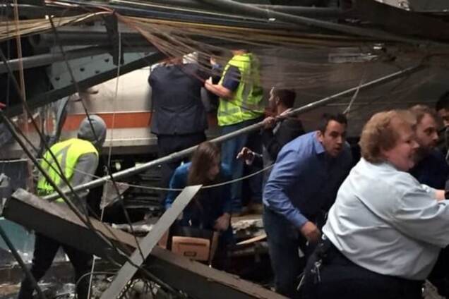 Крушение поезда в Нью-Джерси