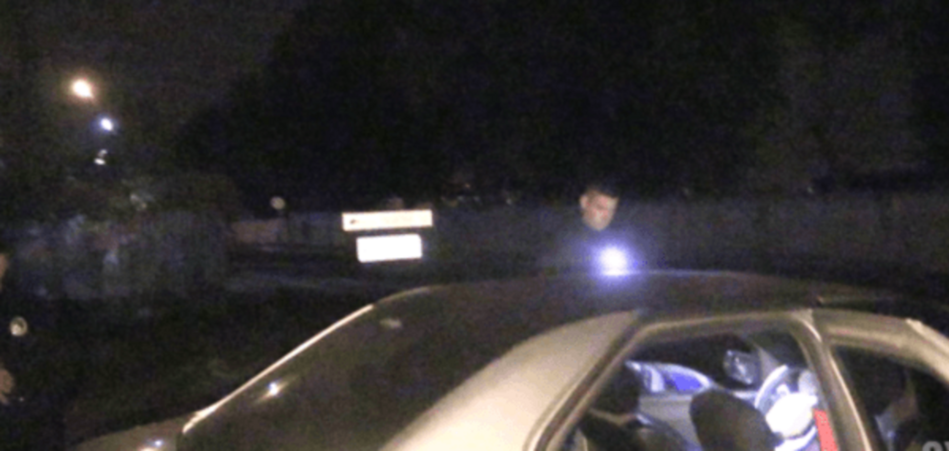 Неизвестные обыскали журналистов