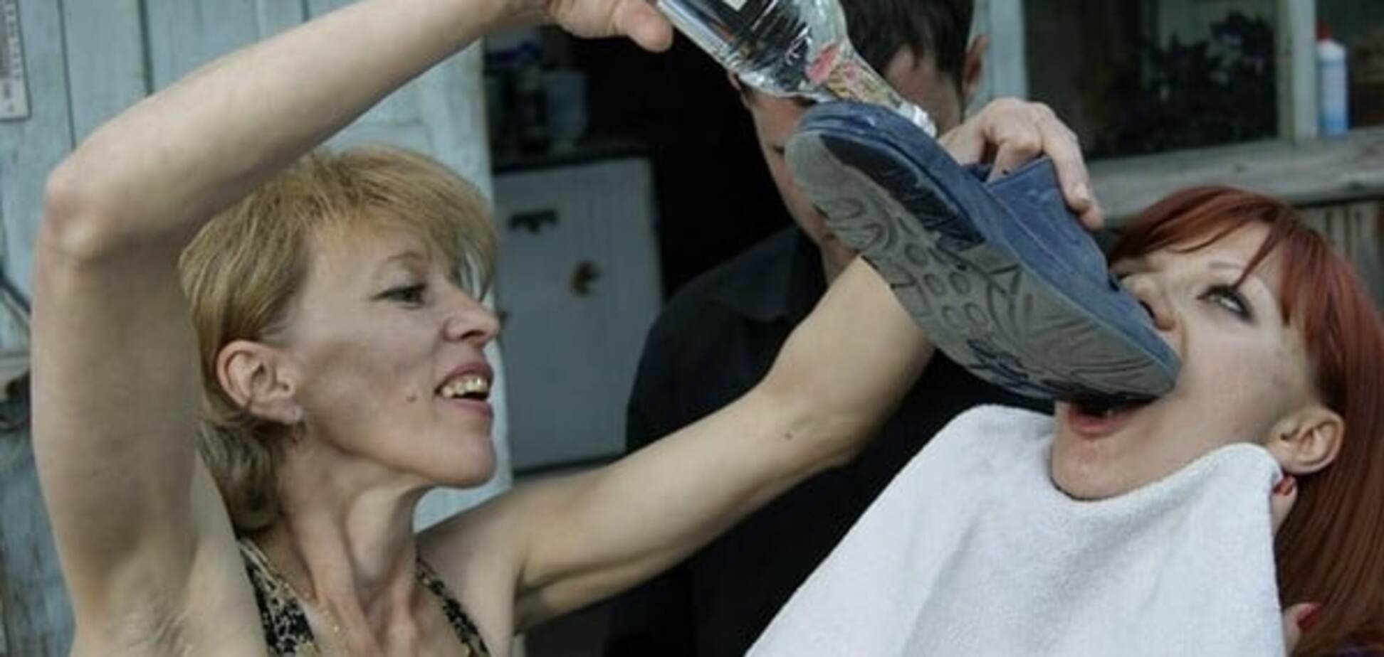 В кризисе – пить, или Перед смертью не налижешься