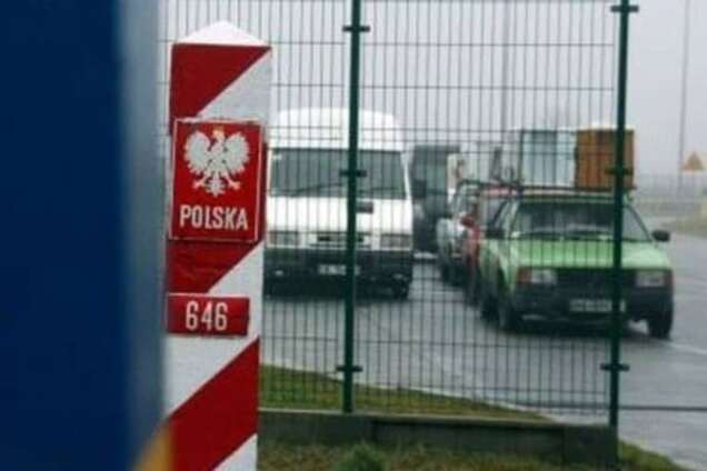 На границе Украины и Польши застряли свыше тысячи авто
