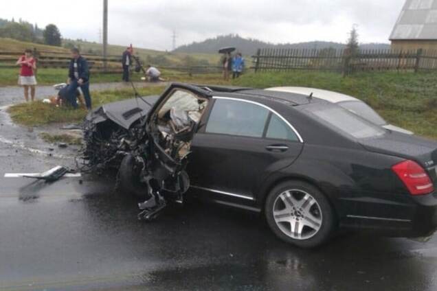 На Львовщине разбился автомобиль нардепа Ланьо: фотофакт