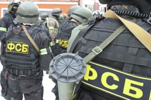 Штурмовали люди в масках: адвокат сообщил о новых обысках в Крыму