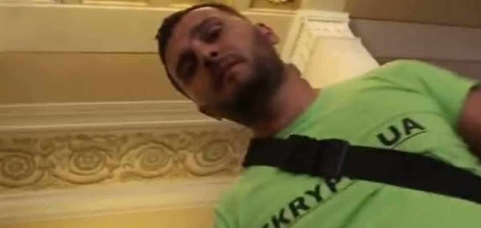 'Допи**елся баянист': в Раде произошла потасовка между журналистами. Опубликовано видео