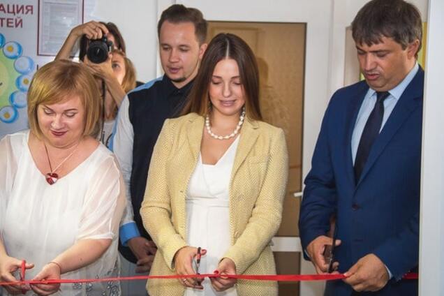 Дочь Тимошенко впервые 'засветилась' на публике после рождения ребенка: фотофакт