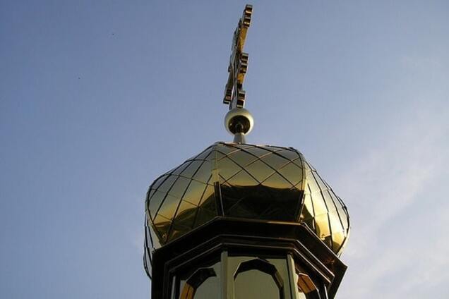 Нічого святого: під Києвом злодії обікрали церкву