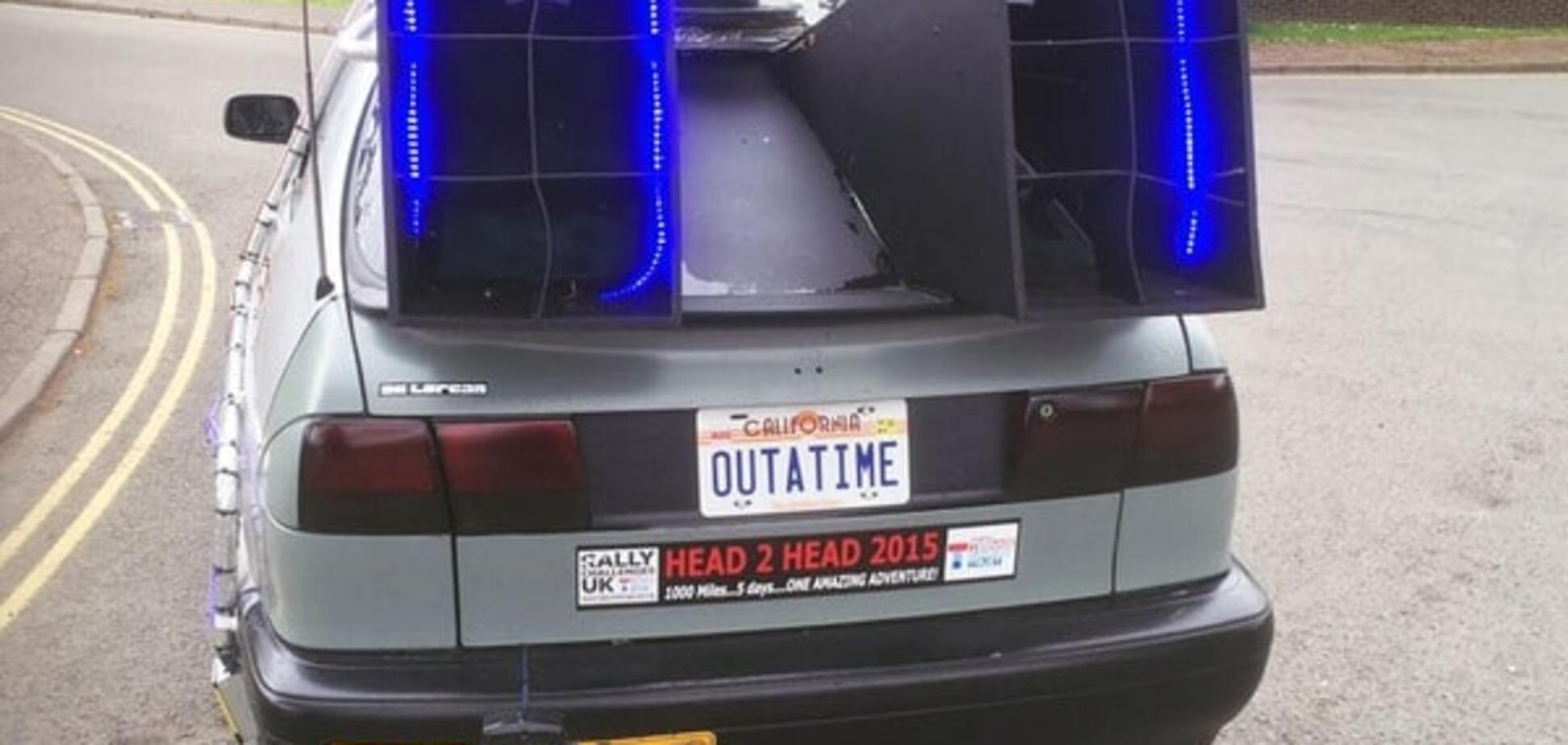 'Назад в будущее': в Британии продают 'машину времени' всего за тысячу фунтов - фото