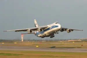 "Антонов" спростував чутки про заборону польотів для росіян