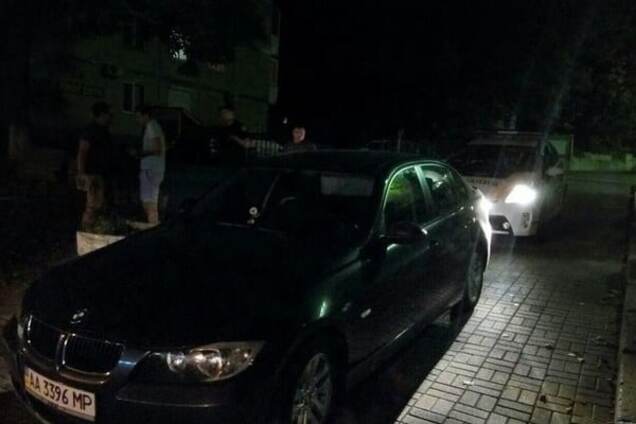 В Киеве задержали пьяного парня на 'мамином BMW'