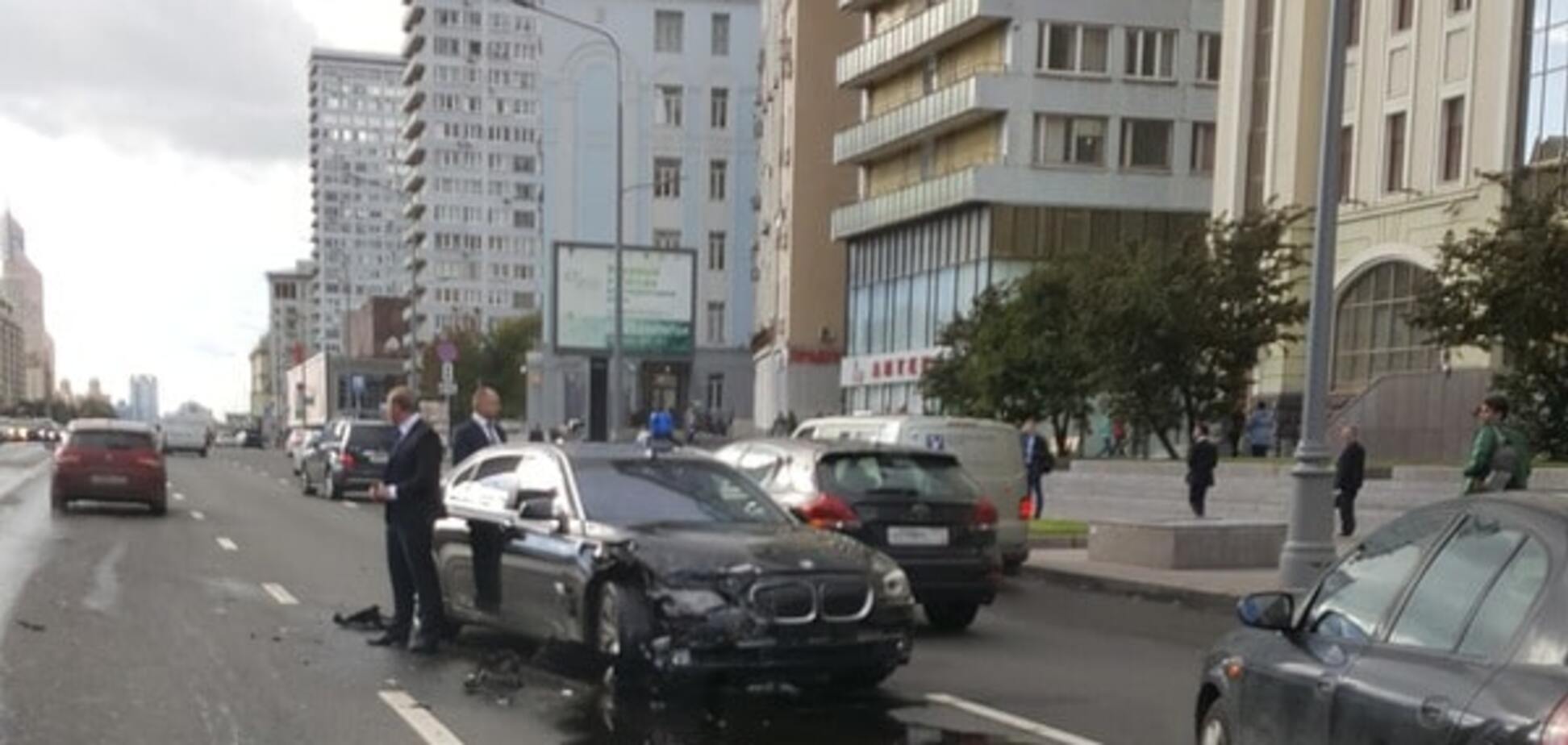 Уже тенденция: автомобиль помощника Путина попал в ДТП