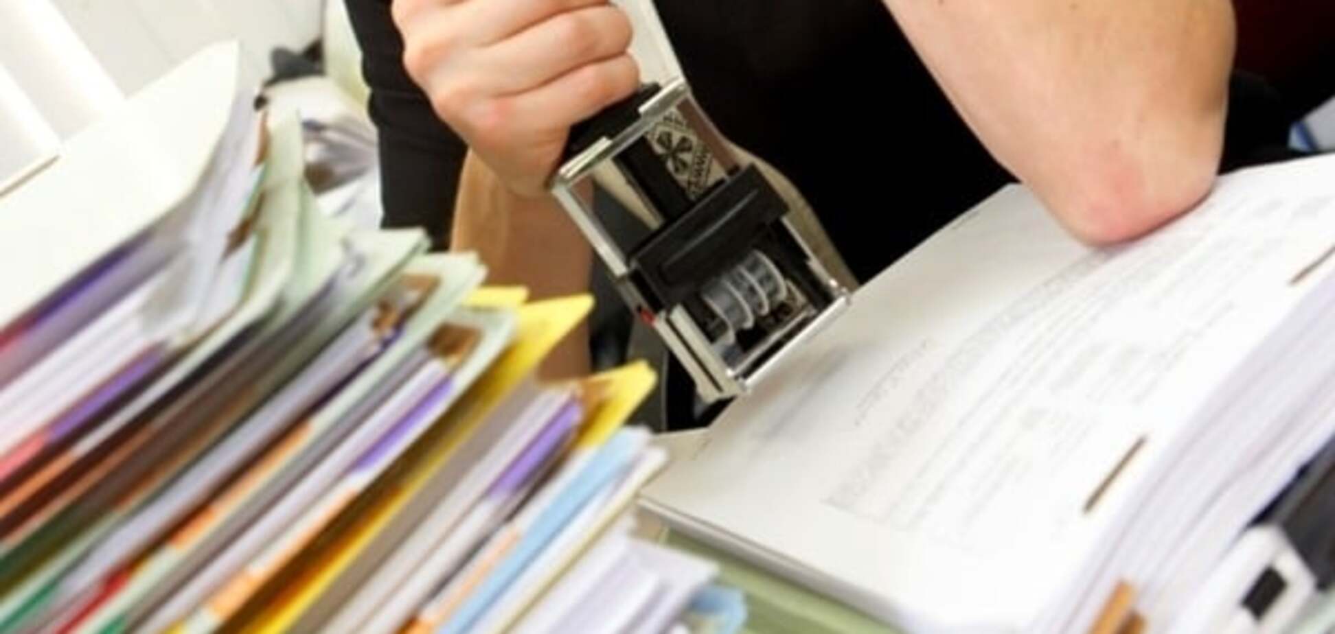 Эксперт напомнила Раде о европейской альтернативе печатям