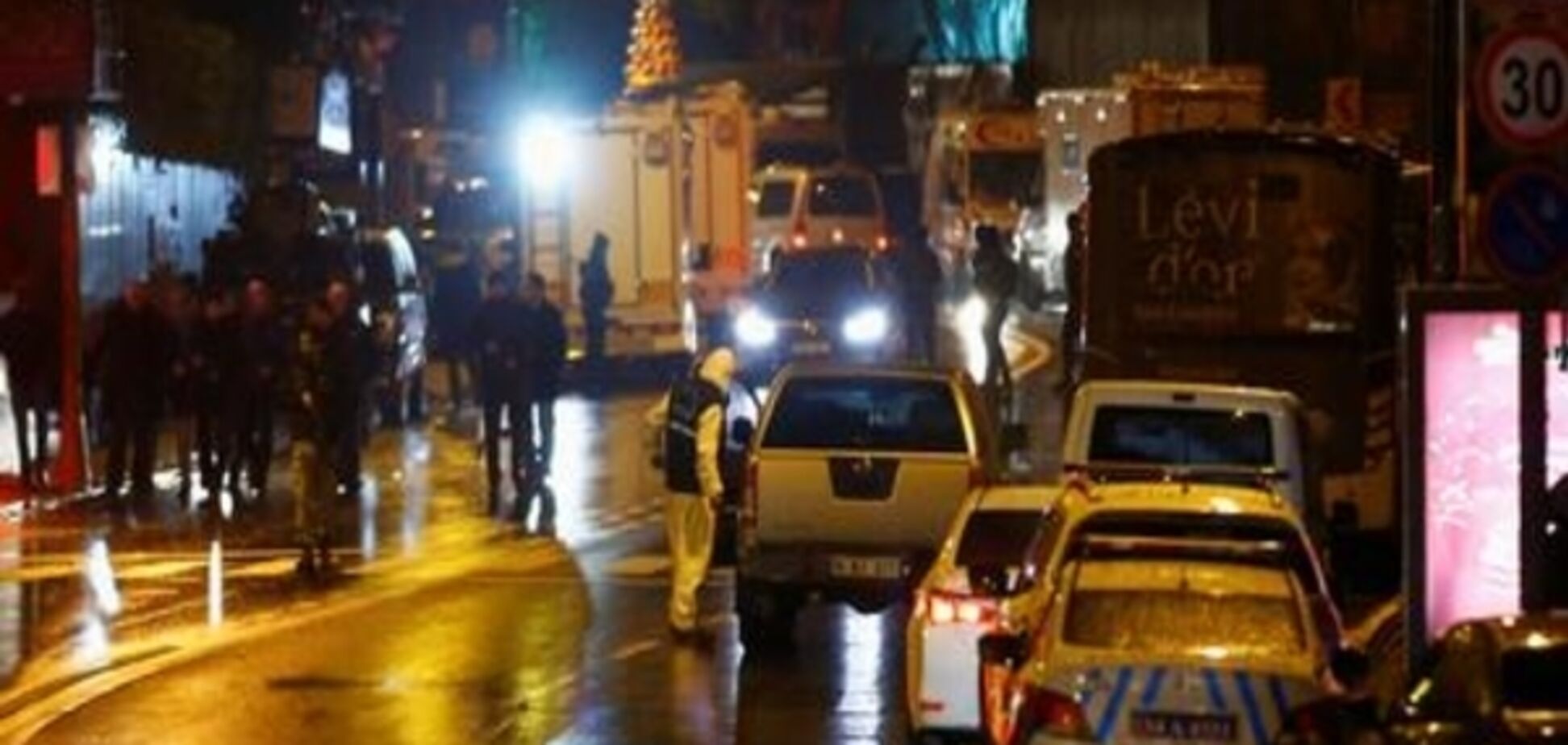 ЄС та США засудили кривавий напад на нічний клуб у Стамбулі
