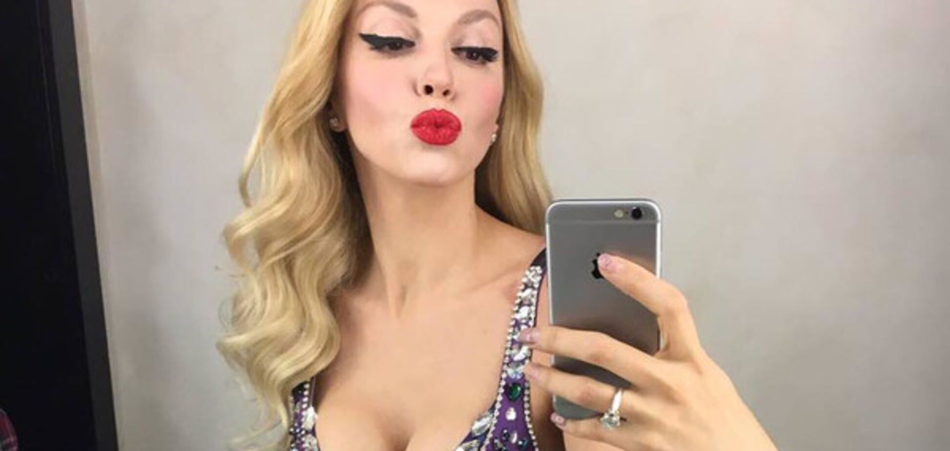 Оля Полякова