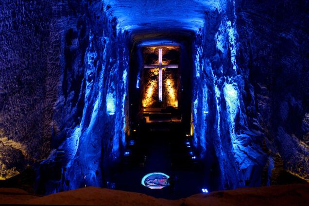 Соляной собор Сипакира в Колумбии