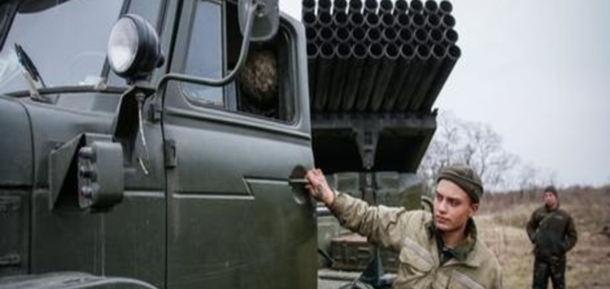 Випускників військових кафедр призивають в українську армію 'для підстраховки'