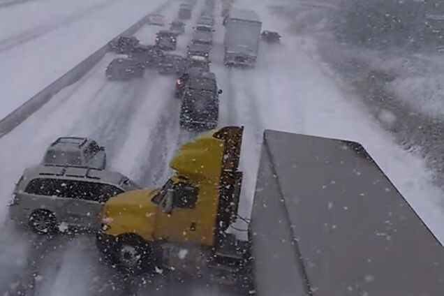 массовое ДТП в Канаде