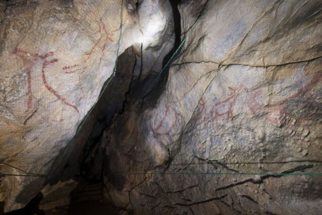 наскальные рисунки в Иране