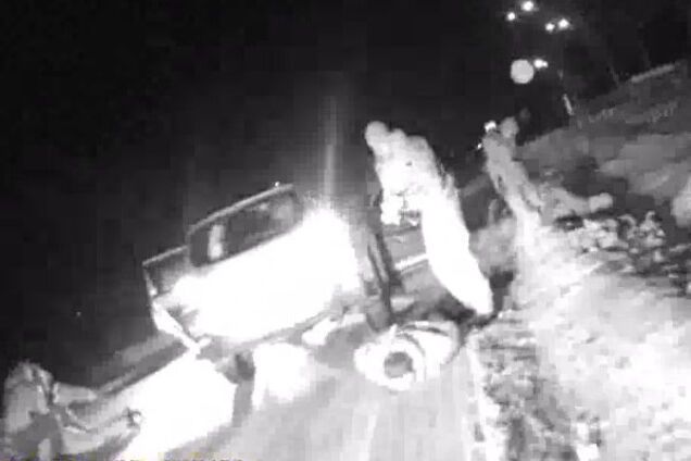 Как в кино: в Запорожье полиция расстреляла авто пьяных дебоширов