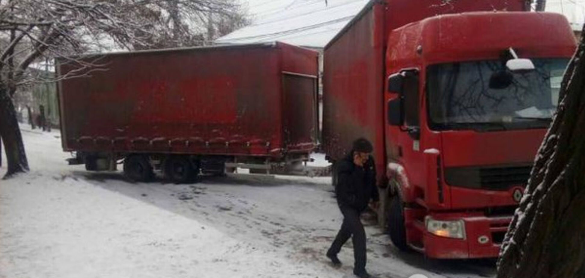 В Запорожской области 'сложилась' белорусская фура