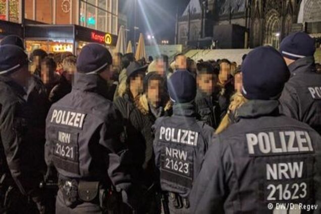 Поліція Кельна: У новорічну ніч перевіряли переважно вихідців з Близького Сходу