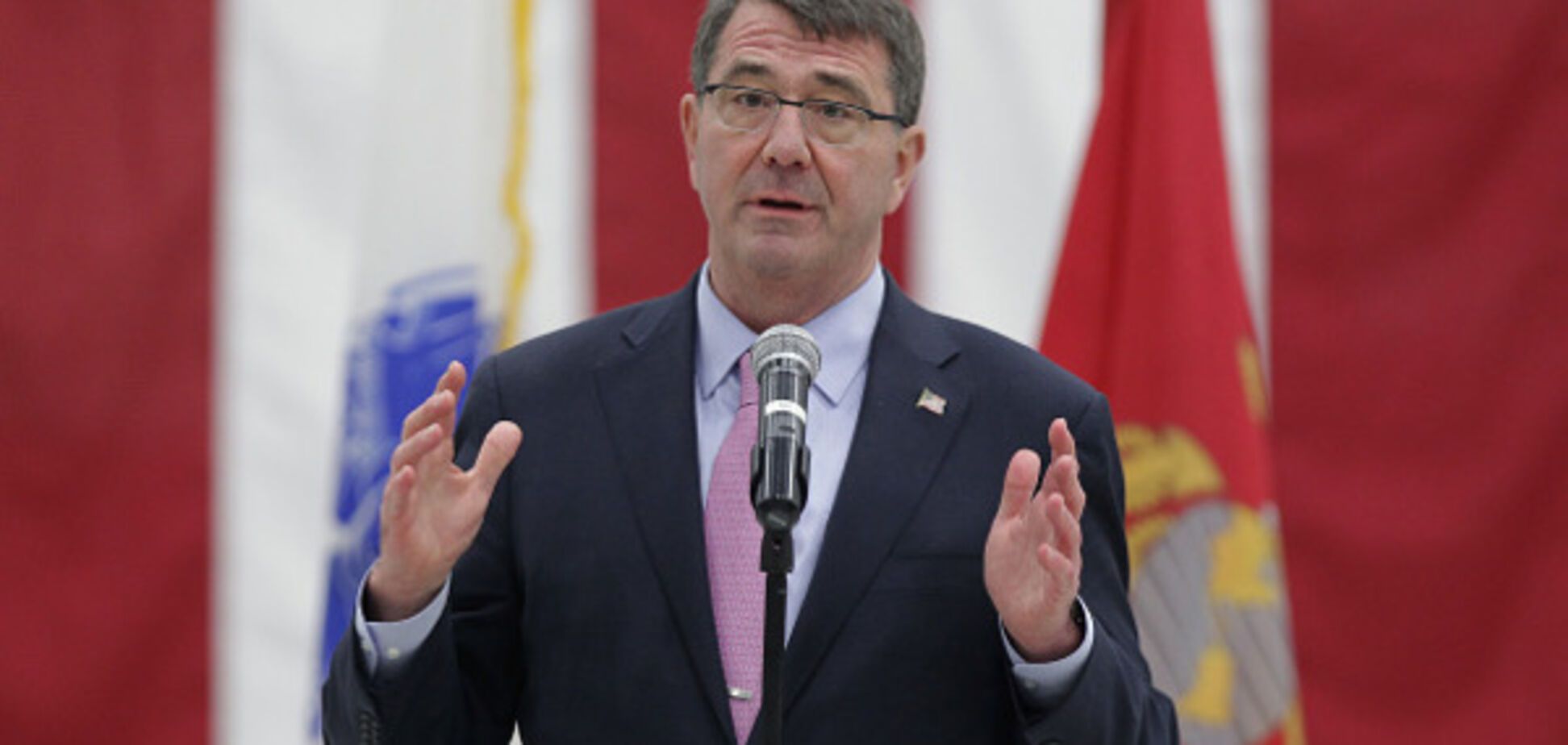 Эштон Картер