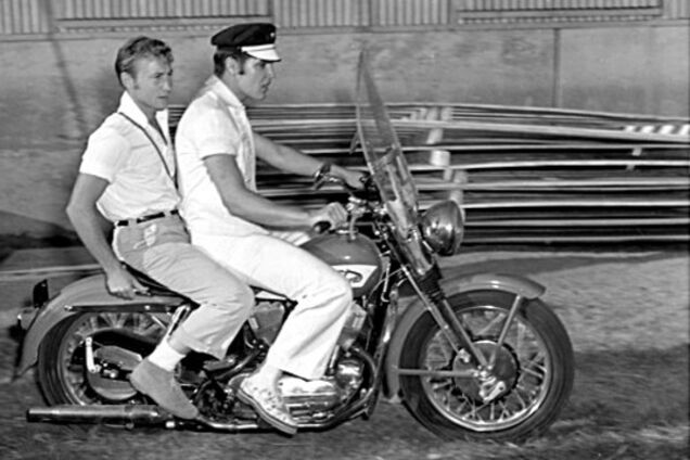 Ник Адамс и Элвис Пресли