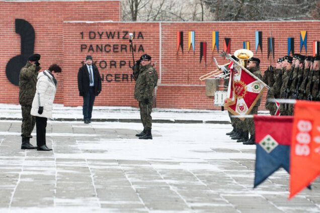'Мы сделали огромный шаг': премьер Польши поприветствовала американских солдат