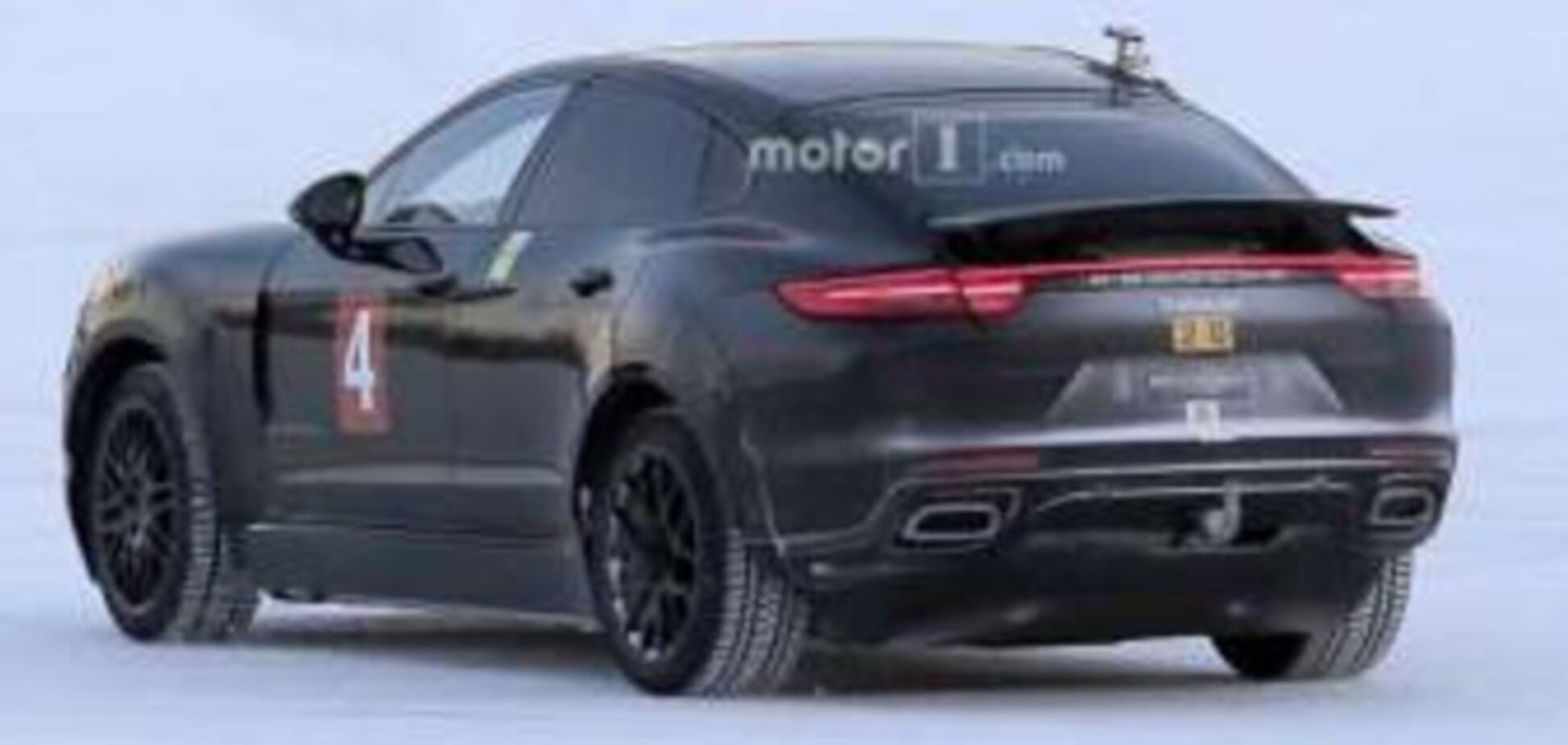 Шпионские фото: Porsche вывела на тесты загадочную модель