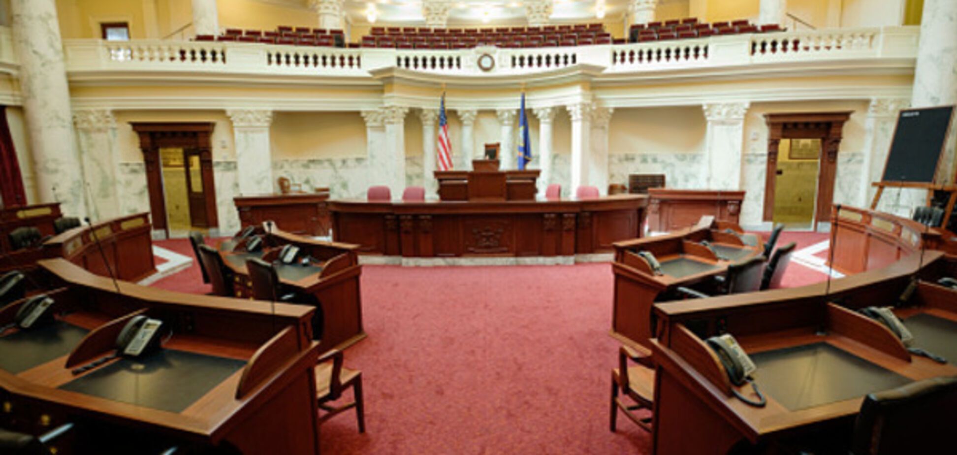 Сенат США проведет расследование связей Трампа с Москвой