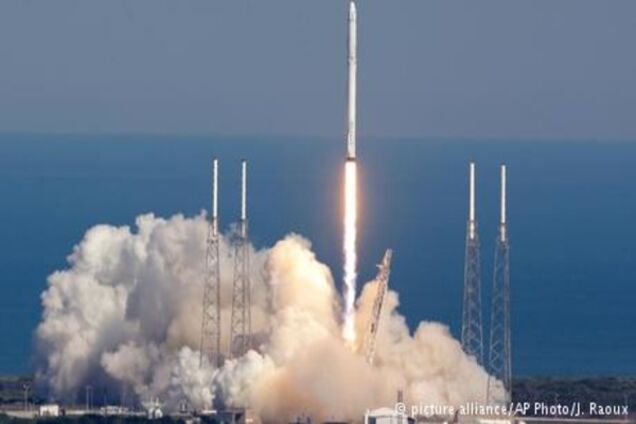 SpaceX здійснила успішний запуск ракети-носія Falcon 9