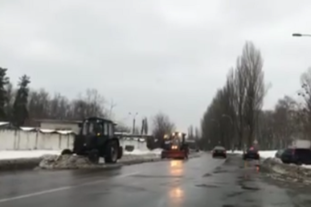 Прибирання снігу