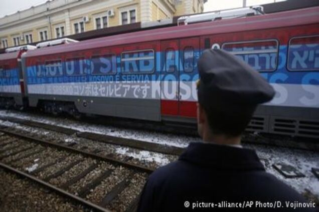 Белград погрожує застосувати війська для захисту сербів у Косові