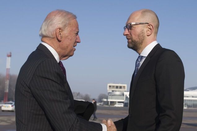 Байден Яценюк