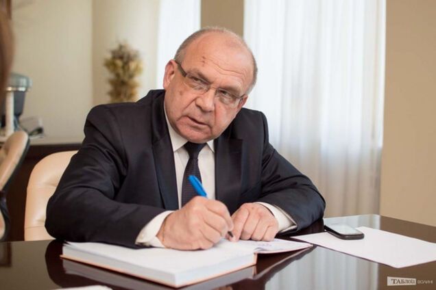 По соседству с Лещенко: незадекларированное губернатора Волыни Гунчика